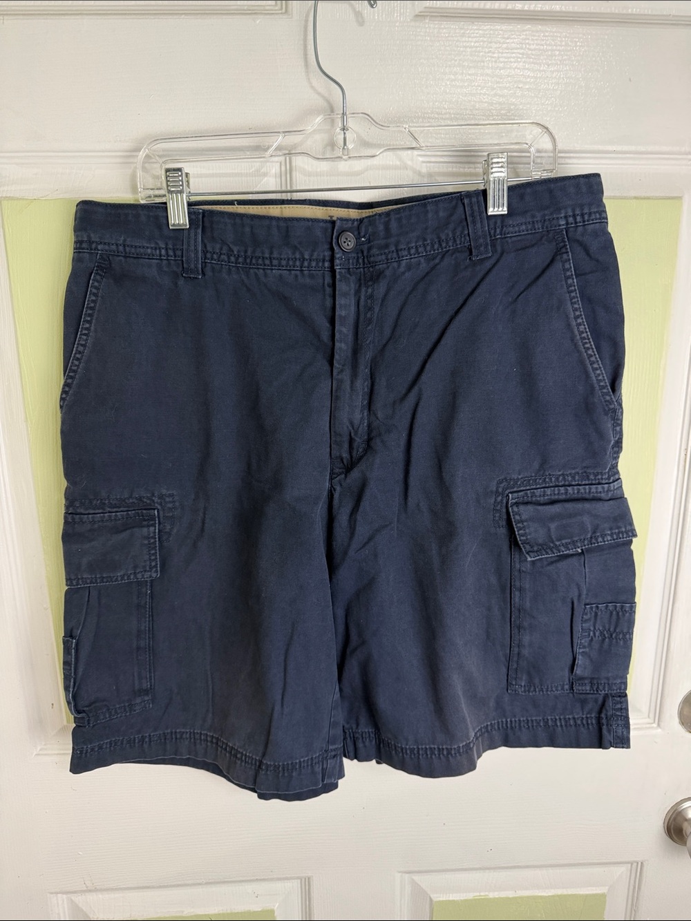 Izod Navy Cargo Shorts with Multiple Pockets